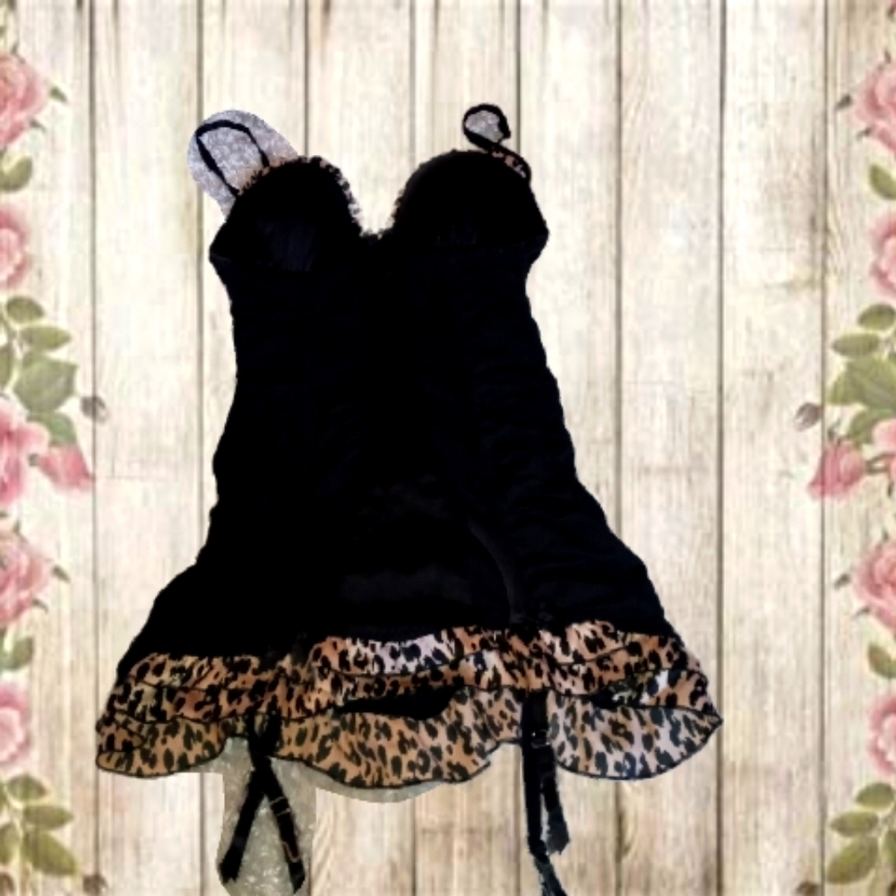 Victoria Secret 34 C black cheetah lingerie